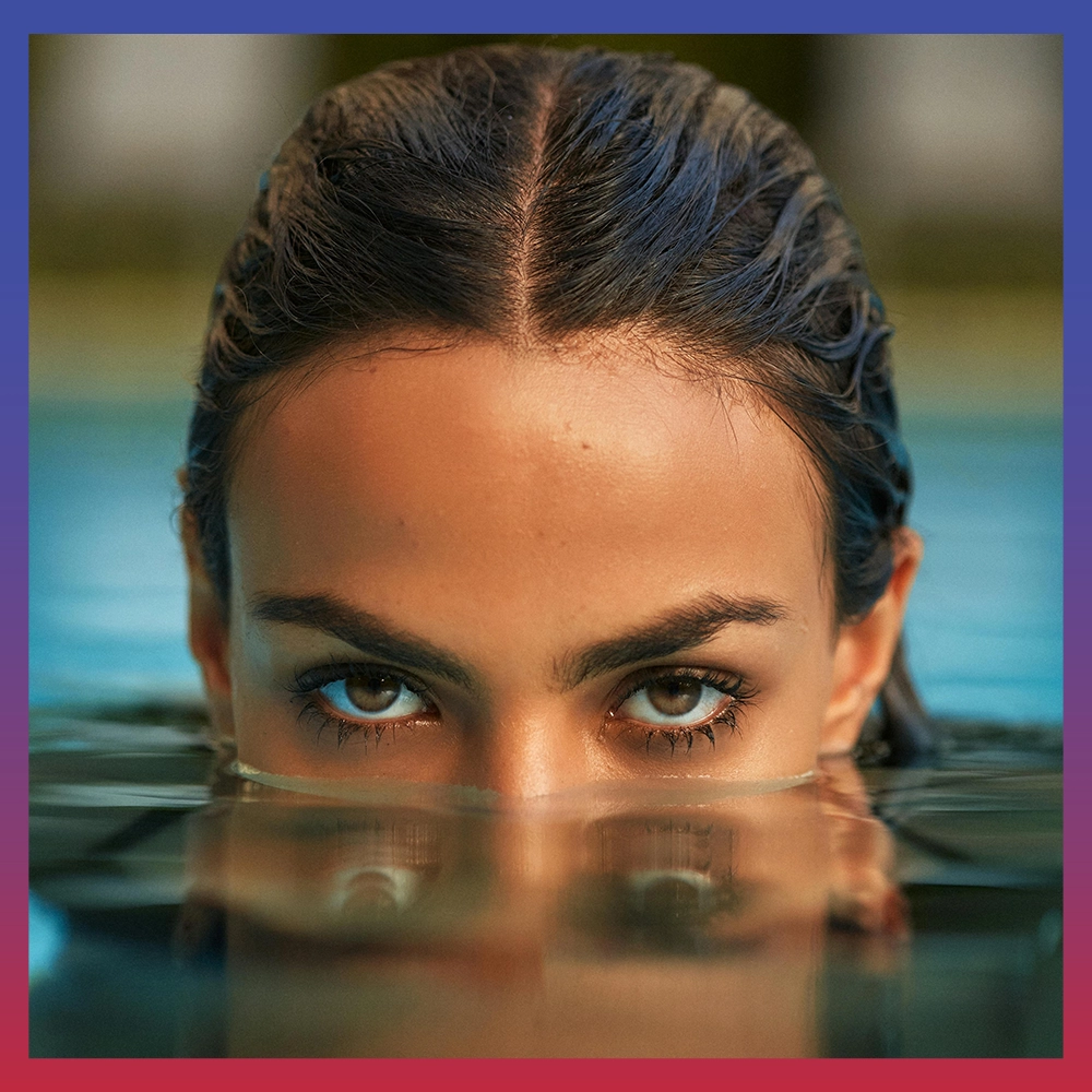 Short Pool Captions for Instagram